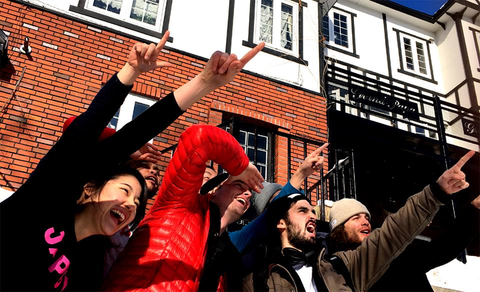 �j�Z�R�Z�ݍ��ݎʐ^